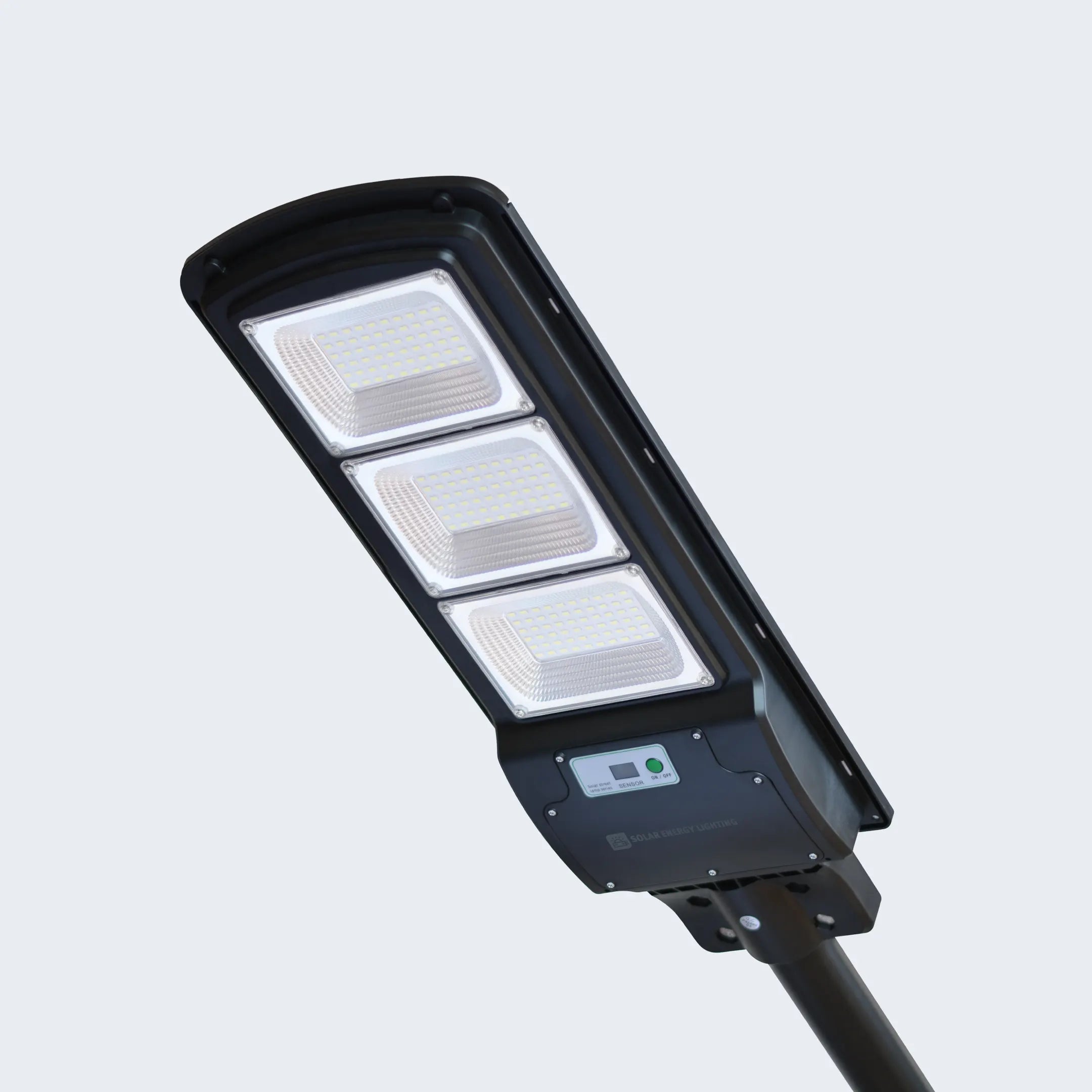 IlluminateSolarMega™- Den ultimative 375W/6500 lumen ultralyse solcelle-gadelygte